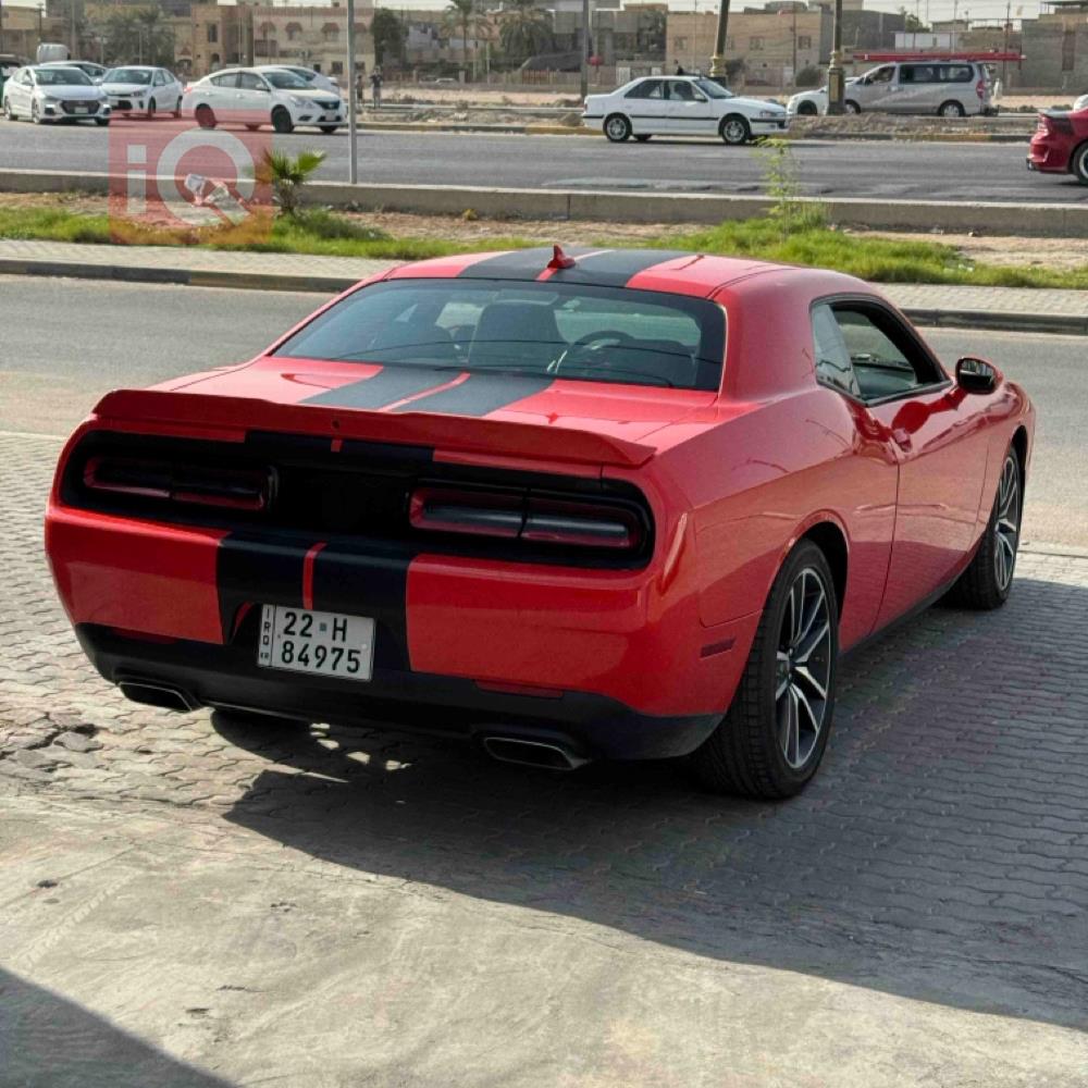 Dodge Challenger